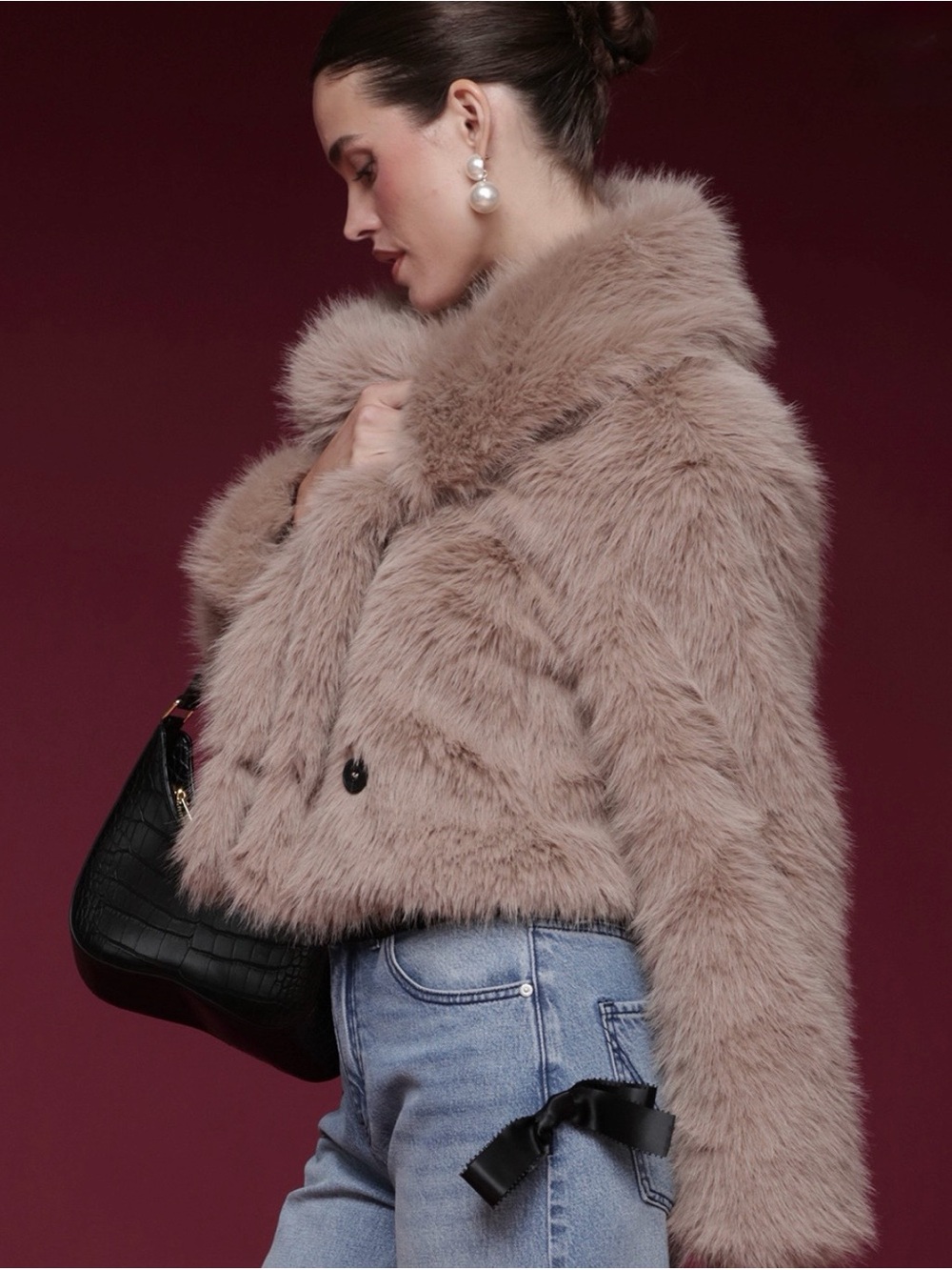 Avec les Filles faux fur crop jacket